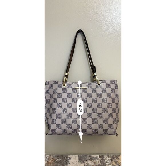 Steve Madden signature tote with matching clutch - Picture 7 of 14